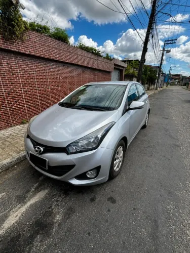 Hyundai HB20 C.style/c.plus 1.6 Flex 16V Aut. 2013