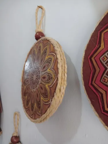 MANDALAS RÚSTICA DECORATIVA PINTADA A MÃO ?