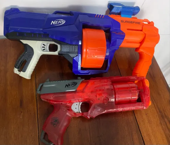 Nerf N-Strike SurgeLife/ Nerf Elite Strongarm