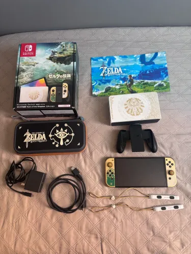 Nintendo Switch Oled Zelda (Desbloqueado) + Acessórios