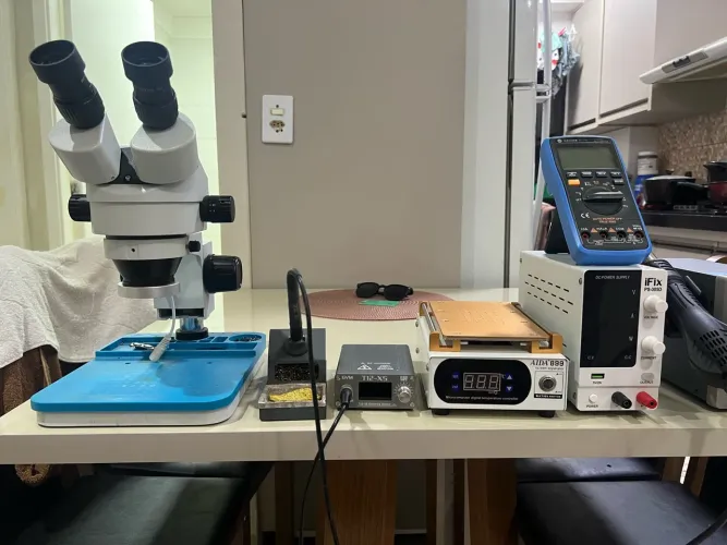 Vendo kit completo para técnicos em manutenção de celular