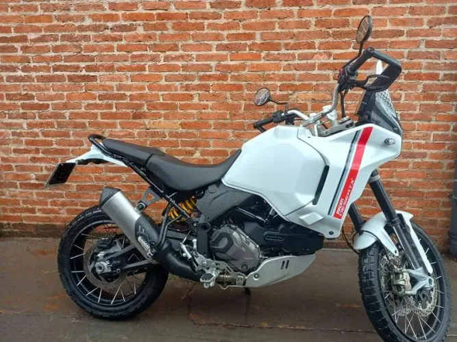 DUCATI DESERT X 2024