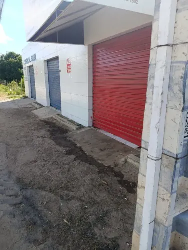 ALUGO SALAS COMERCIAIS NA AV. MELICIO MACHADO