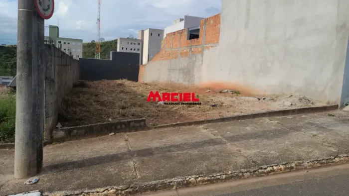 Terreno Santa Júlia
