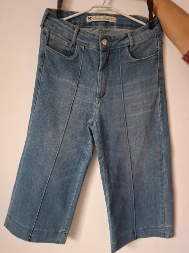 Calça pantacourt feminina NOVA