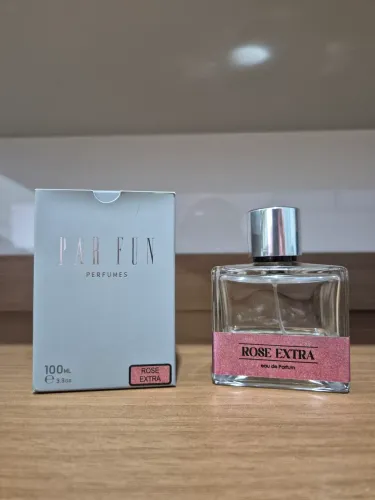 Pefume Feminino Original - Rose Extra da Par Fun (Usado)