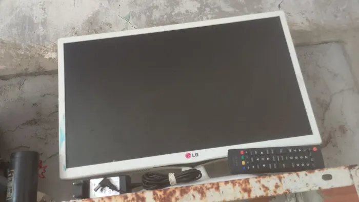 Monitor LG para conserto ou para peças