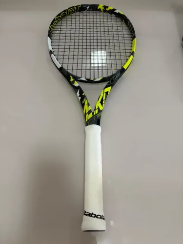 Raquete de Tênis Babolat Pure Aero Team 285g L2