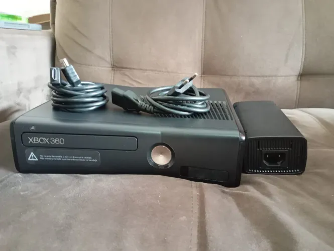 Xbox 360 slim