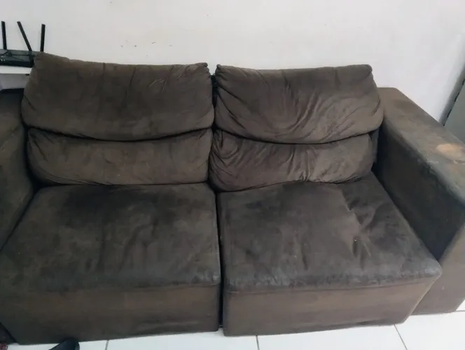 Sofá retrátil e reclinável
