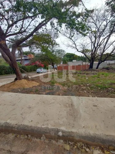 Terreno à venda no Loteamento Cidade Nova Mogi-Guaçu em Mogi Guaçu/SP.