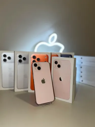 iPhone 13