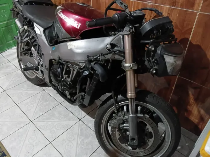 Kawasaki zx9r/vendo/troco