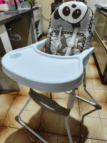 Cadeira de Alimentação Infantil - Excelente Estado!