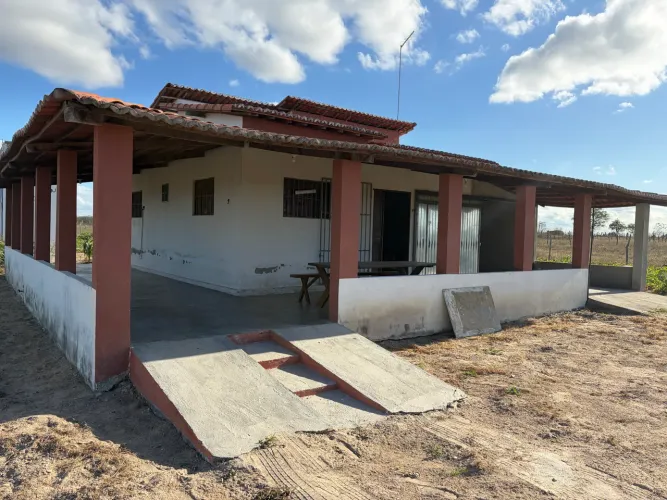 Alugo linda granja no Sítio Marquinhos- Boa Saúde