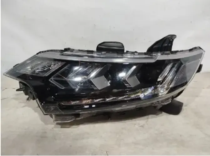 Farol Esquerdo Outlander Bi Xenon Full Led 2019/22 Original (Usado)