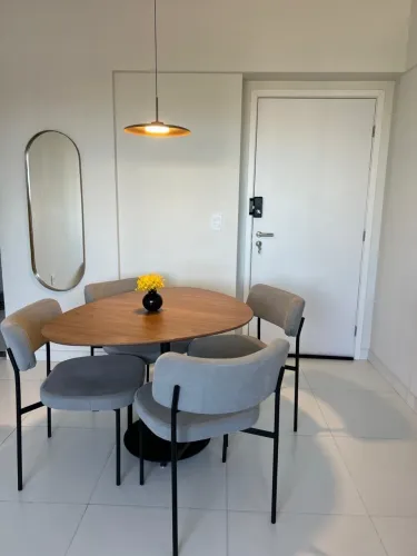 Conjunto Mesa e 4 Cadeiras