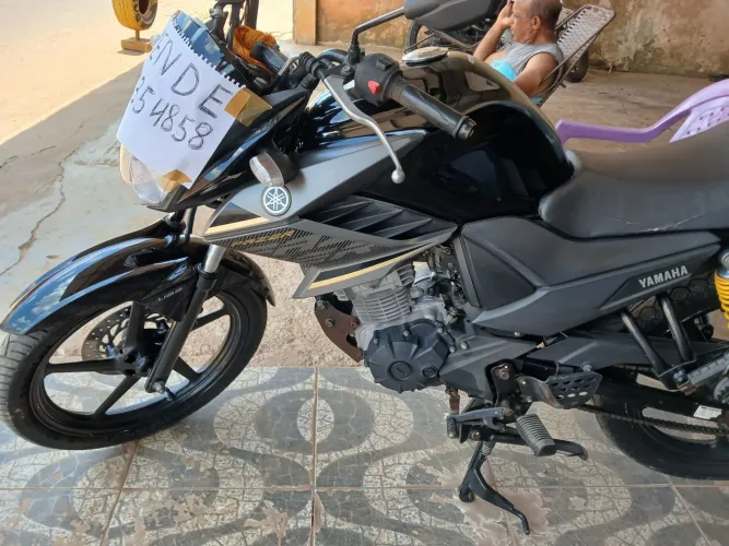 Moto fazer 150