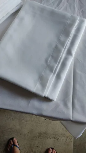 10 Toalhas de mesa branca, 1.50 x 1.50 , com barra larga