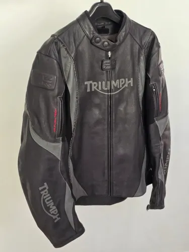 Jaqueta Triumph 