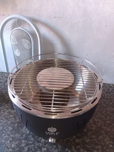 Churrasqueira Carvão Table Grill portátil 