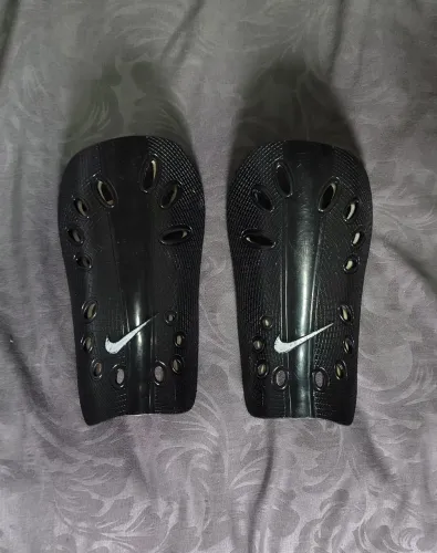 Caneleira para Futebol - Nike (Original)