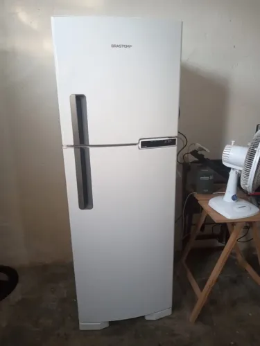 Vende se Geladeira Brastemp Frost Free novinha