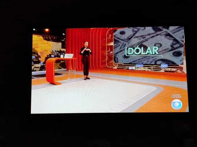Vendo televisão de 50 LG funcionando perfeitamente. *