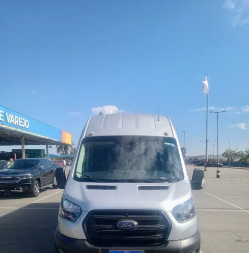 Ford Transit Minibus Vidrada 2.0 16V DIE Aut. 2025