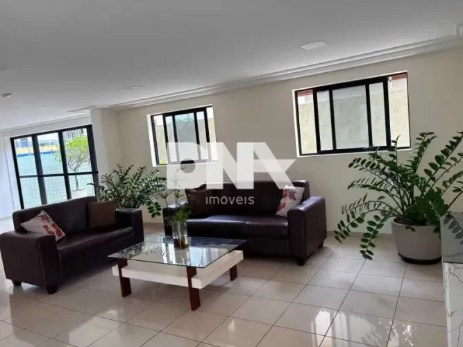 Apartamento : / Residencial / Cabo Branco
