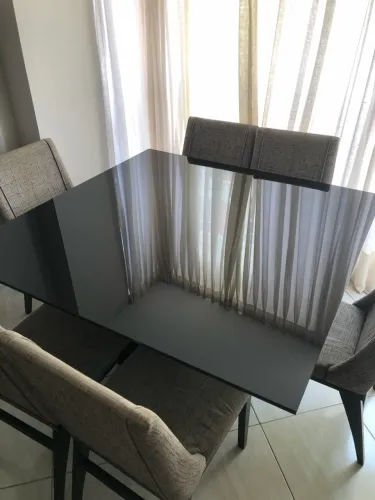 Mesa 6 Lugares com Tampo de Vidro