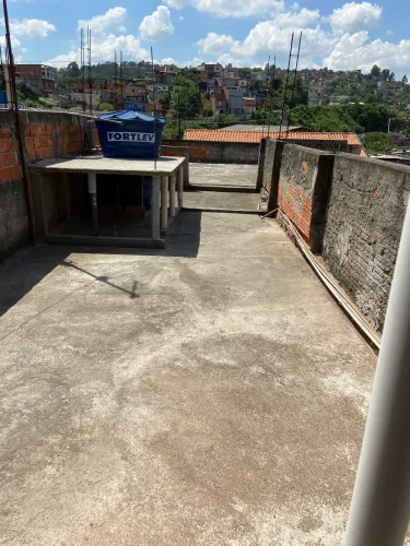Vende-se um terreno