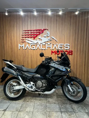 Varadero 1000v ABS 2008 - Financiamento bancário e cartão
