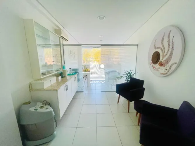 Sala Comercial, Córrego Grande