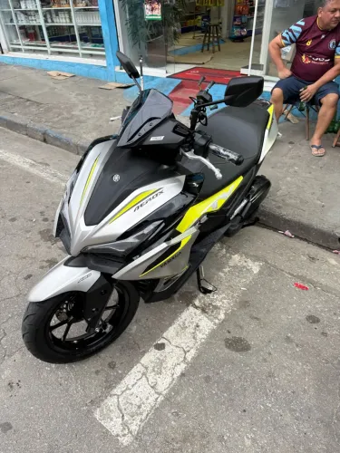 Yamaha Aerox ABS Connected 2026