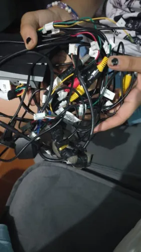Vendo um aparelho de som de carro