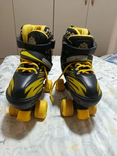 Vende-se patins seminovo