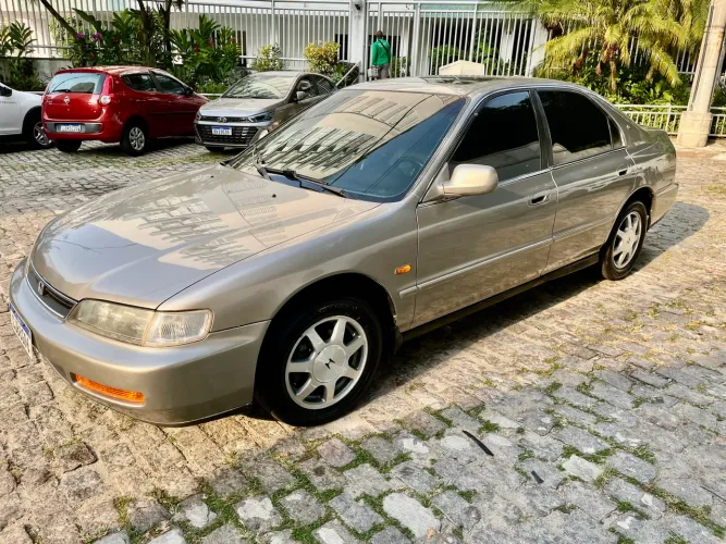 Honda Accord Sedan EXR 1997