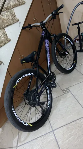 Quadro Gios 4trix Preto/Roxo 2026