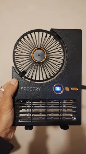 Luminária, mata insetos e ventilador portátil