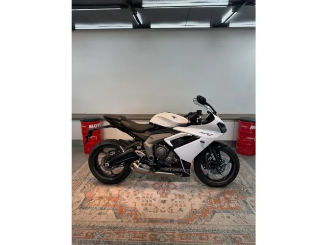 Triumph Daytona 660 2025