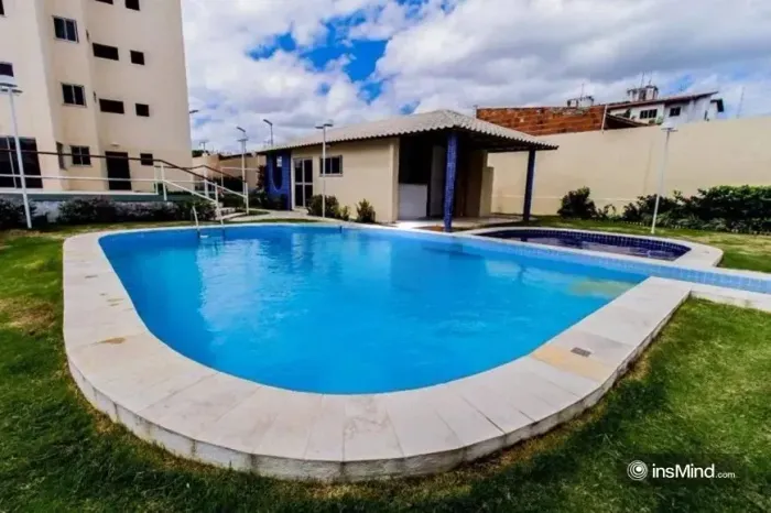 Apto 03 quartos 02 banheiros 65m2 01 vaga Piscina,Portaria 24 hs Elevador Varanda