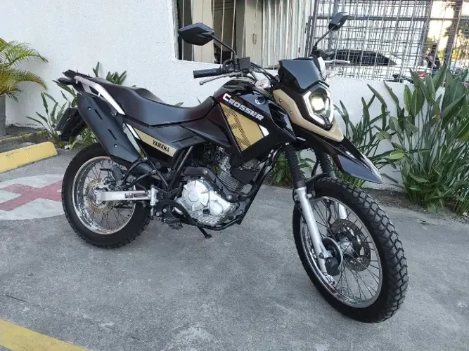 CROSSER Z 2023 ABS MUITO CONSERVADA!