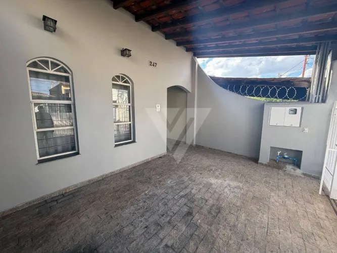 Casa com 2 dormitórios à venda, 128 m² por R$ 370.000,00 - Jardim Simus - Sorocaba/SP