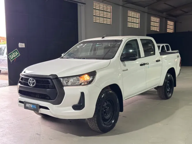Toyota Hilux CD 4X4 2.8 Diesel Mec. 2021
