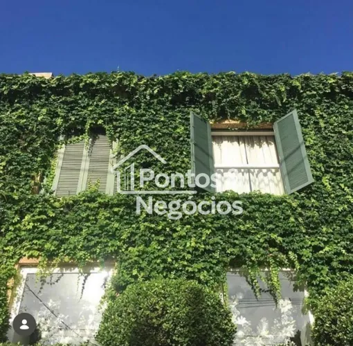 Casa Comercial de 200m² na Vila Nova Conceição Rua João Cachoeira 3 vagas