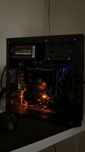 Pc gamer Ryzen 5 5600g, 16gb de ram, 240gb SSD