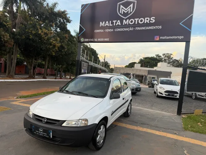 Chevrolet Celta 1.0/super/n.piq.1.0 MPFI VHC 8V 3P 2004