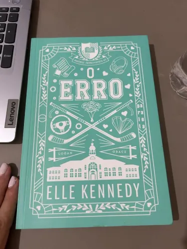 Livro 2 Elle Kennedy: O erro