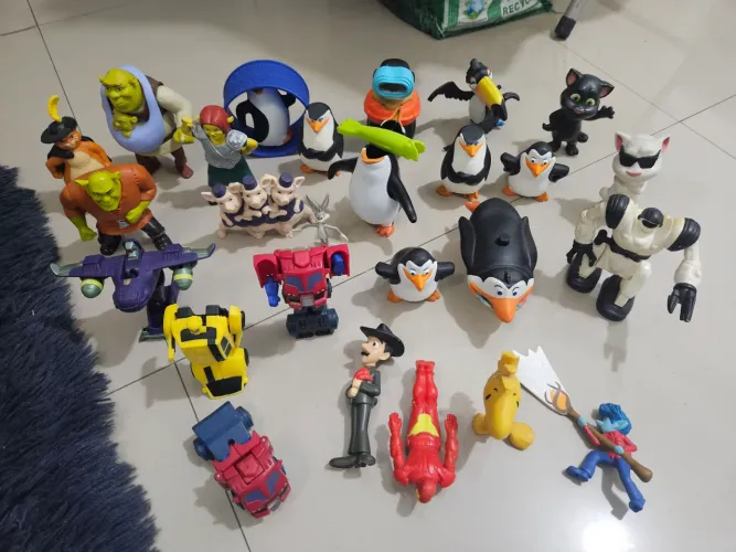 Shrek / Pinguim /transformes